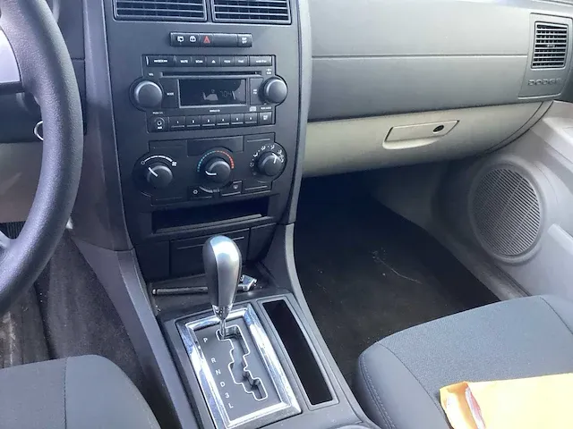 2006 dodge magnum personenauto - afbeelding 10 van  15