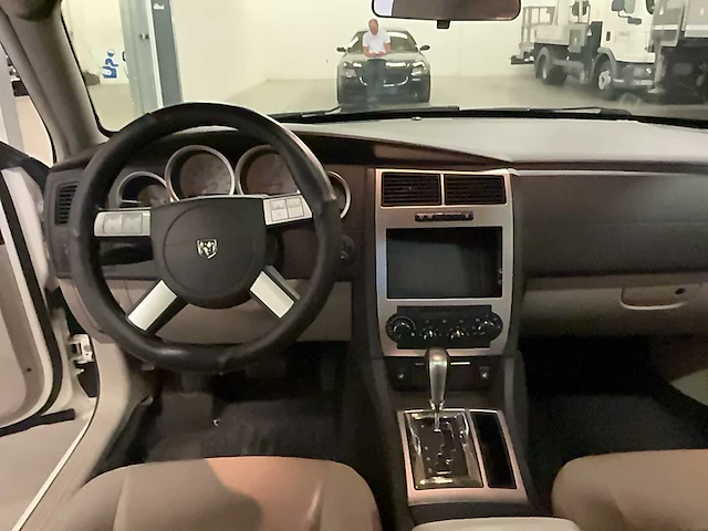 2006 dodge magnum r/t station personenauto - afbeelding 3 van  15