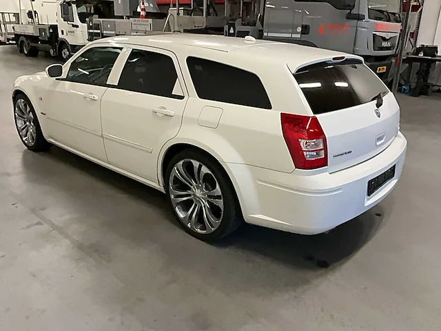2006 dodge magnum r/t station personenauto - afbeelding 8 van  15