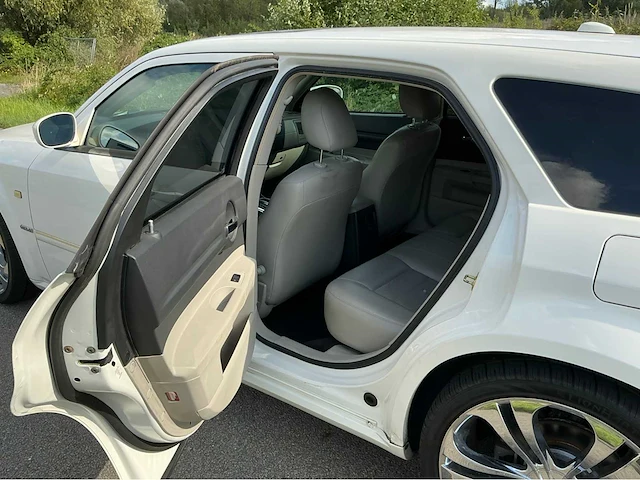 2006 dodge magnum r/t station personenauto - afbeelding 13 van  28