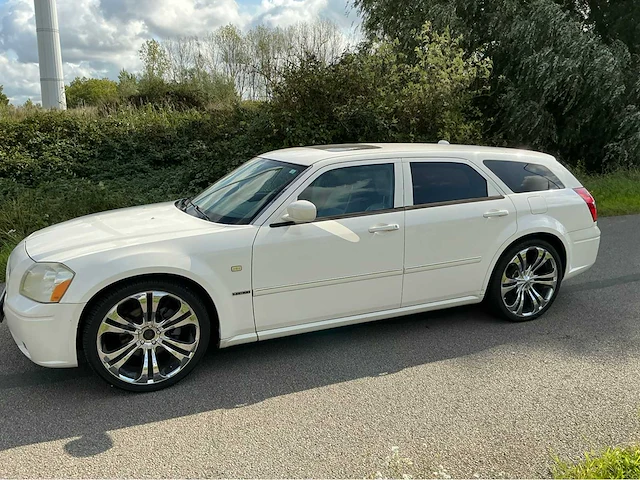 2006 dodge magnum r/t station personenauto - afbeelding 12 van  28