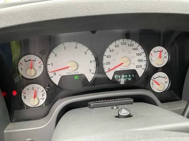 2006 dodge ram 1500 5.7 hemi 4x4 bedrijfswagen - afbeelding 15 van  43