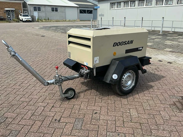 2006 doosan 7/20 luchtcompressor - afbeelding 9 van  16