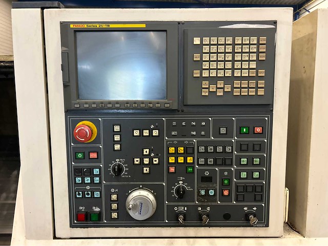 2006 doosan puma 240m cnc-draaibank - afbeelding 15 van  19