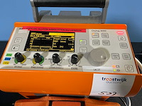 2006 dräger oxylog 3000 beademingstoestel - afbeelding 4 van  8