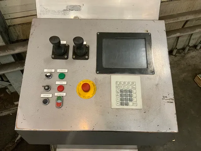 2006 dynobend cnc doornbuigmachine - afbeelding 19 van  20