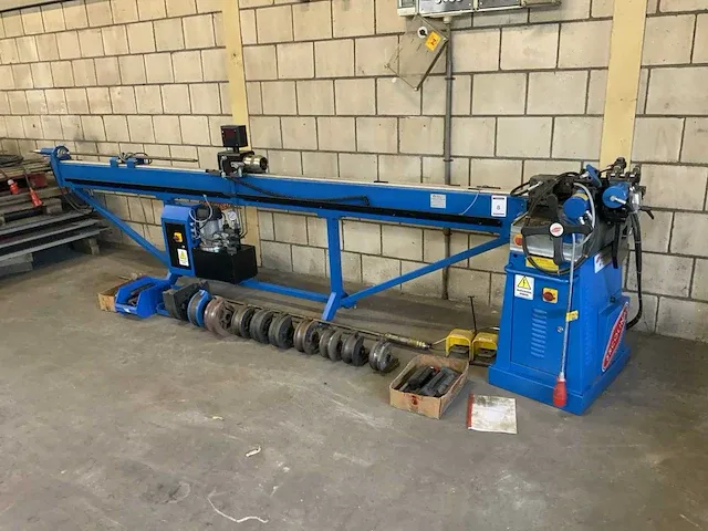 2006 ercolina a 4 h 76- vis / top ø30 trif doornbuigmachine - afbeelding 1 van  9