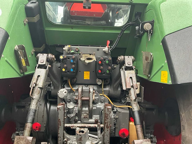 2006 fendt 815 vario vierwielaangedreven landbouwtractor - afbeelding 21 van  42