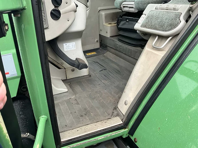 2006 fendt 815 vario vierwielaangedreven landbouwtractor - afbeelding 26 van  42