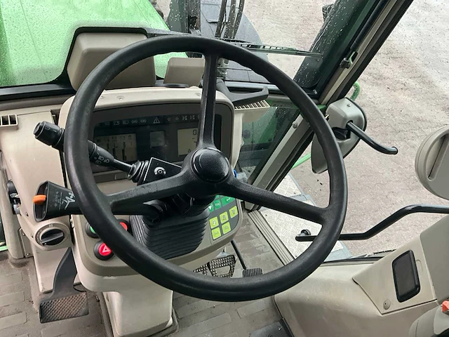 2006 fendt 815 vario vierwielaangedreven landbouwtractor - afbeelding 29 van  42