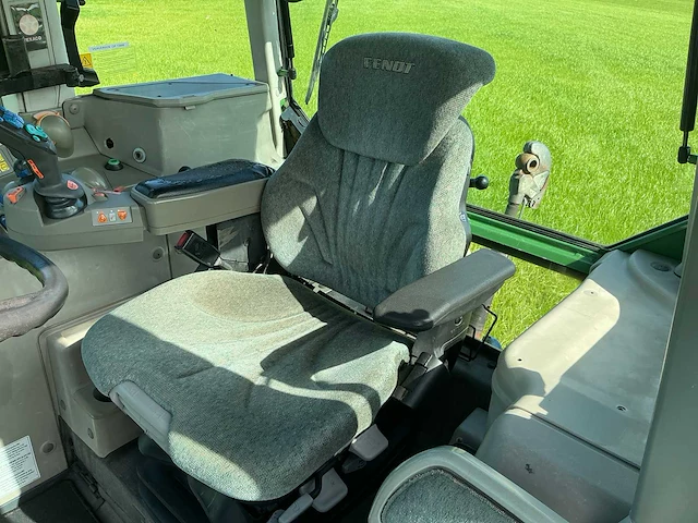 2006 fendt 818 vierwielaangedreven landbouwtractor - afbeelding 22 van  49