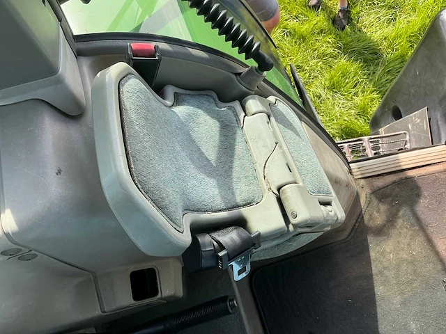 2006 fendt 818 vierwielaangedreven landbouwtractor - afbeelding 24 van  49