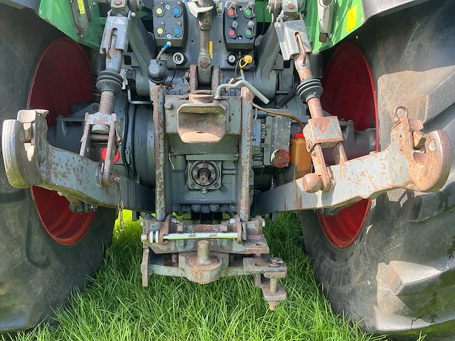 2006 fendt 818 vierwielaangedreven landbouwtractor - afbeelding 33 van  49