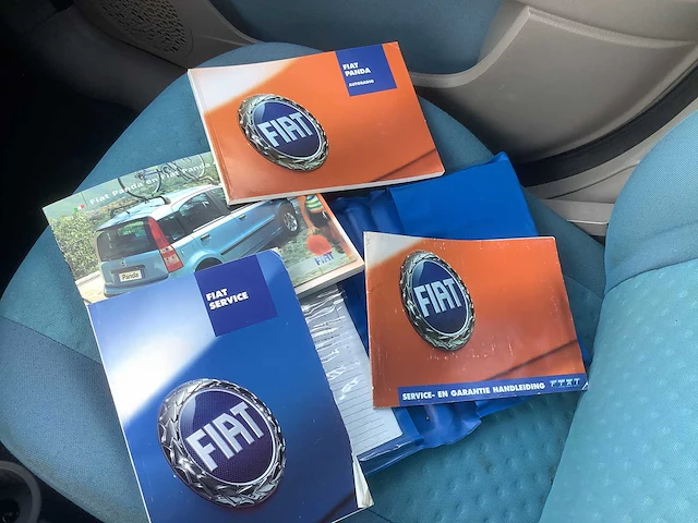 2006 fiat panda 1.2 navigator personenauto - afbeelding 2 van  11