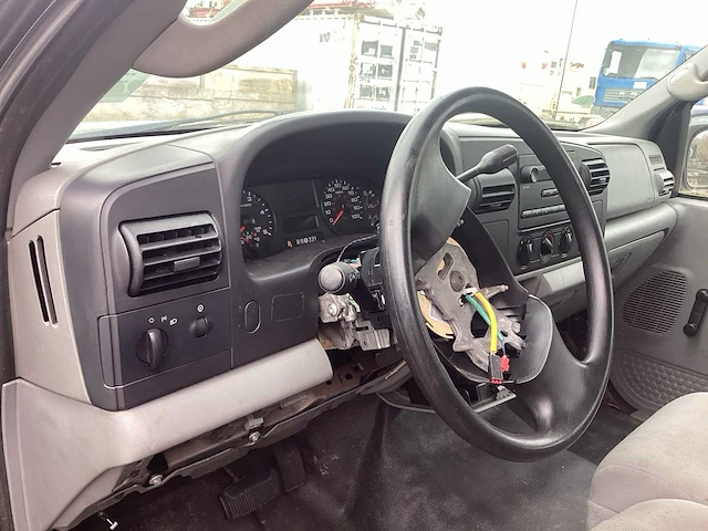 2006 ford f 250 pickup personenauto - afbeelding 7 van  13