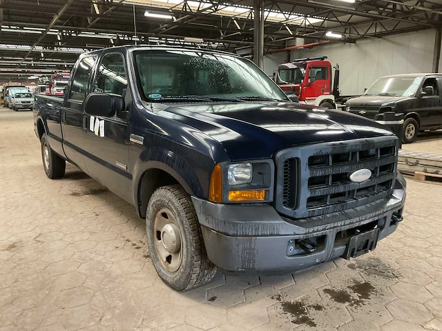 2006 ford pick-up f250 personenauto - afbeelding 8 van  15