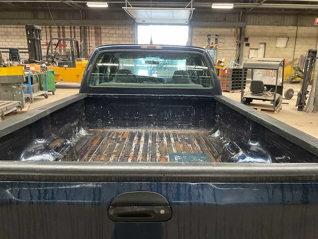 2006 ford pick-up f250 personenauto - afbeelding 13 van  15