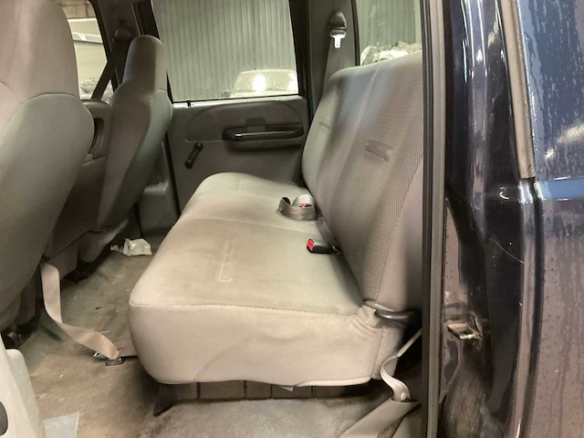 2006 ford pick-up f250 personenauto - afbeelding 14 van  15