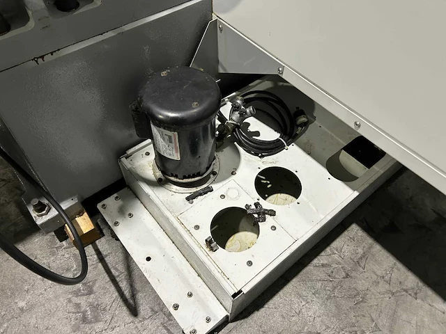 2006 haas vf-3 bhe cnc universele bewerkingscentra - afbeelding 11 van  15