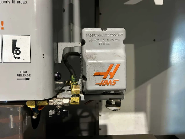 2006 haas vf-3 bhe cnc universele bewerkingscentra - afbeelding 8 van  15