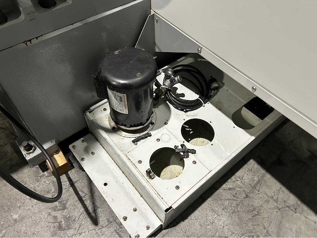 2006 haas vf-3bhe cnc universeel machinecentrum - afbeelding 8 van  17