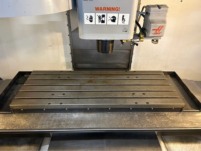 2006 haas vf-3bhe cnc universeel machinecentrum - afbeelding 14 van  17
