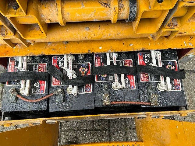 2006 haulotte compact 10 hoogwerker - afbeelding 2 van  12