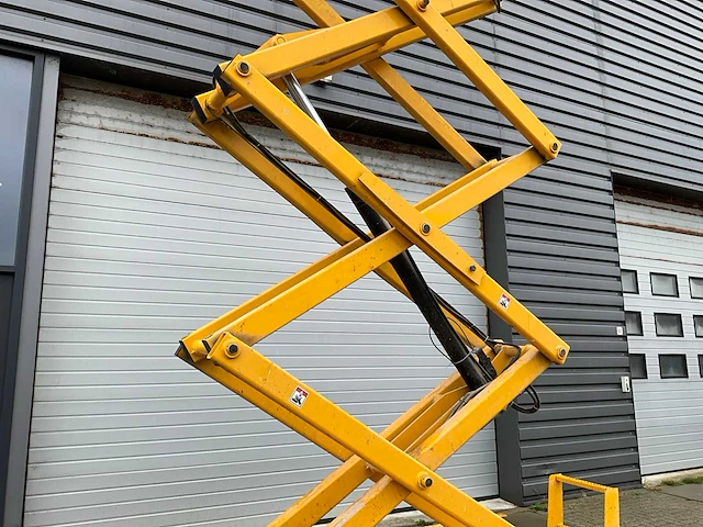 2006 haulotte compact 10 hoogwerker - afbeelding 9 van  12