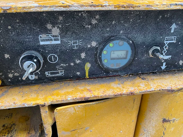 2006 haulotte compact 10 hoogwerker - afbeelding 12 van  12