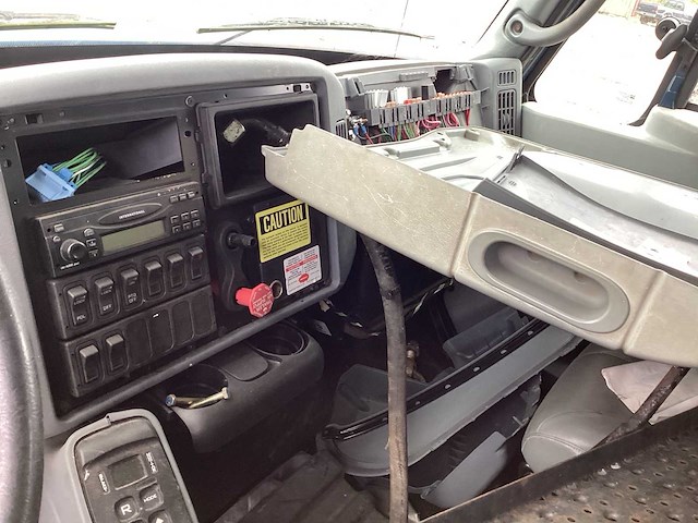 2006 international 7400 sfa 6x4 vrachtwagen - afbeelding 10 van  16