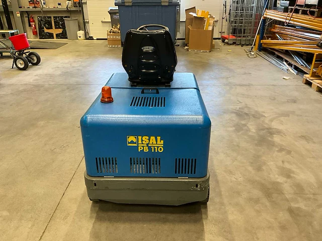 2006 isal pb110 zelfrijdende veegzuig machine - afbeelding 7 van  12