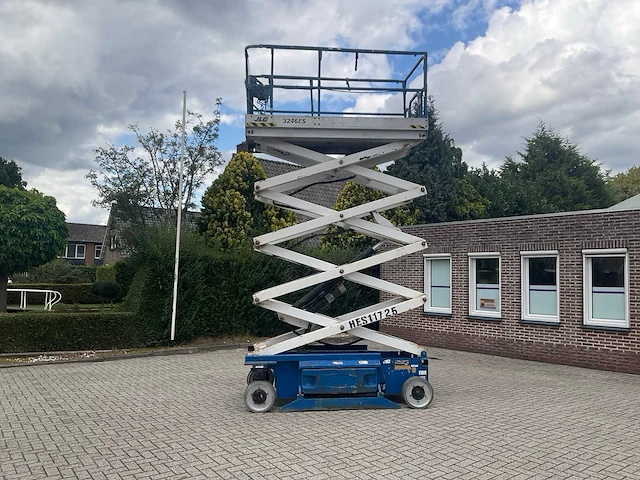 2006 jlg 3246 es hoogwerker - afbeelding 2 van  9