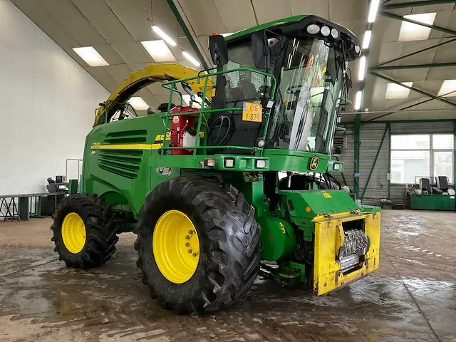 2006 john deere - 7300 - hakselaar - afbeelding 13 van  18