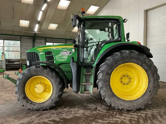 2006 john deere - 7530 - vierwielaangedreven landbouwtractor - afbeelding 21 van  25