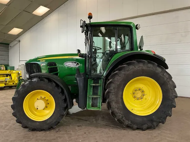 2006 john deere - 7530 - vierwielaangedreven landbouwtractor - afbeelding 17 van  21