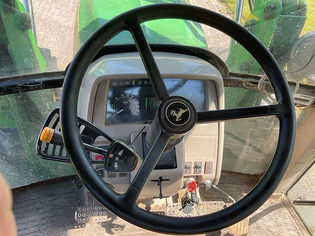 2006 john deere 6320 se vierwielaangedreven landbouwtractor - afbeelding 24 van  31