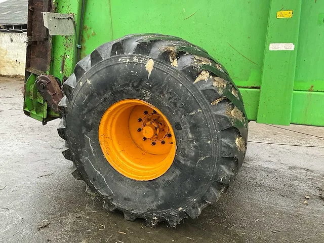 2006 joskin tornado m11000v mestverspreider - afbeelding 17 van  20