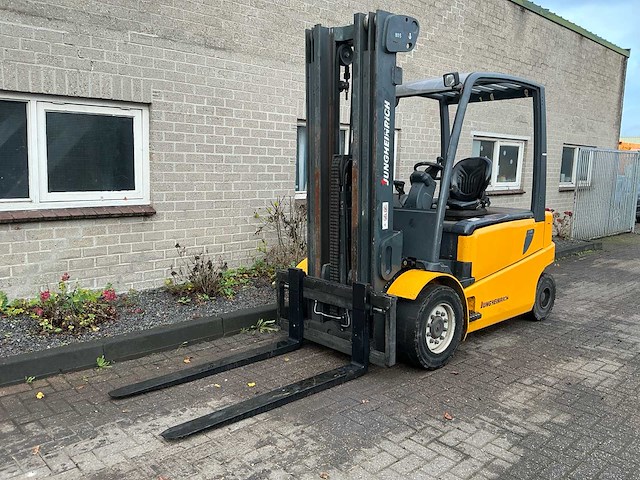 2006 jung heinrich efg545530d7 vorkheftruck - afbeelding 1 van  28