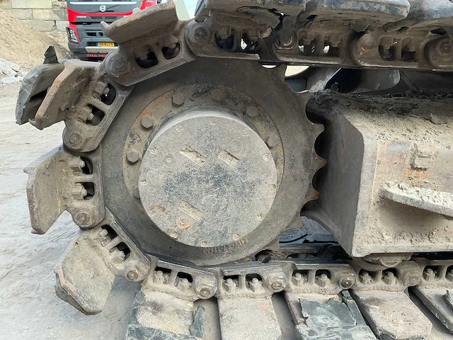 2006 kato hd307 rupsgraafmachine - afbeelding 16 van  47