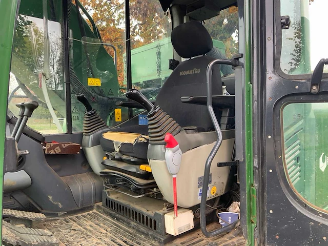 2006 komatsu pc240lc-8 rupsgraafmachine - afbeelding 16 van  54