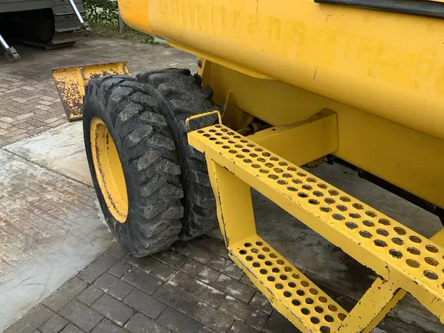 2006 komatsu pw110 banden graafmachine - afbeelding 3 van  34