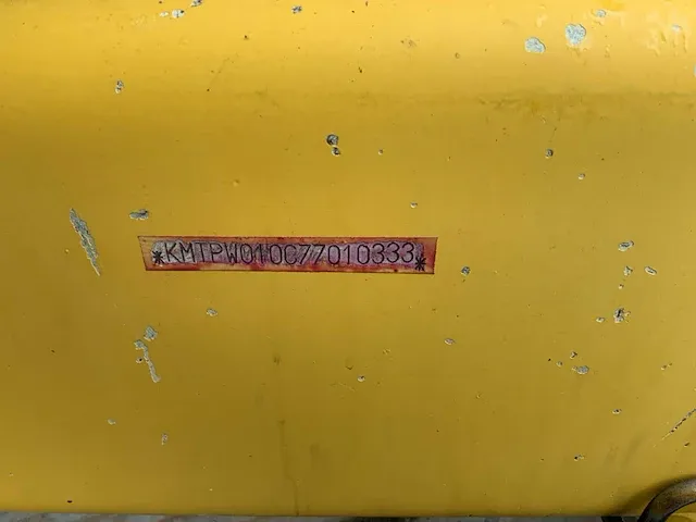 2006 komatsu pw110 banden graafmachine - afbeelding 4 van  34