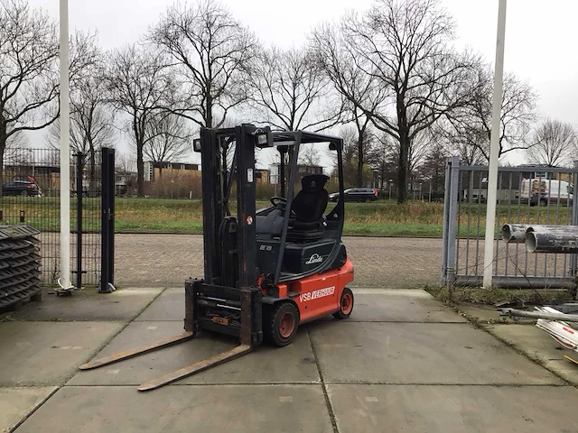 2006 linde e18p-02 vorkheftruck - afbeelding 1 van  13
