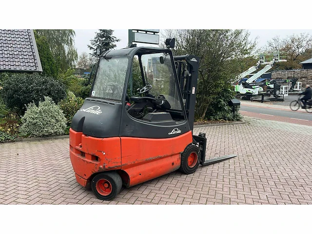 2006 linde e30-03 vorkheftruck - afbeelding 4 van  10