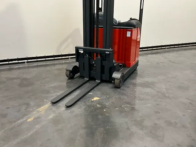 2006 linde r16hd reach truck - afbeelding 6 van  12