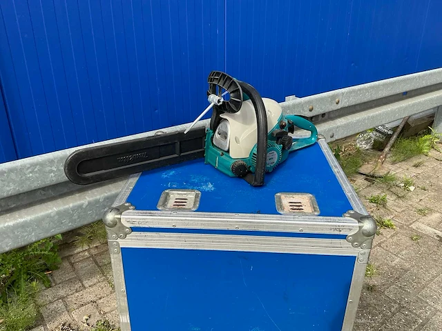 2006 makita dcs34 kettingzaag - afbeelding 1 van  6
