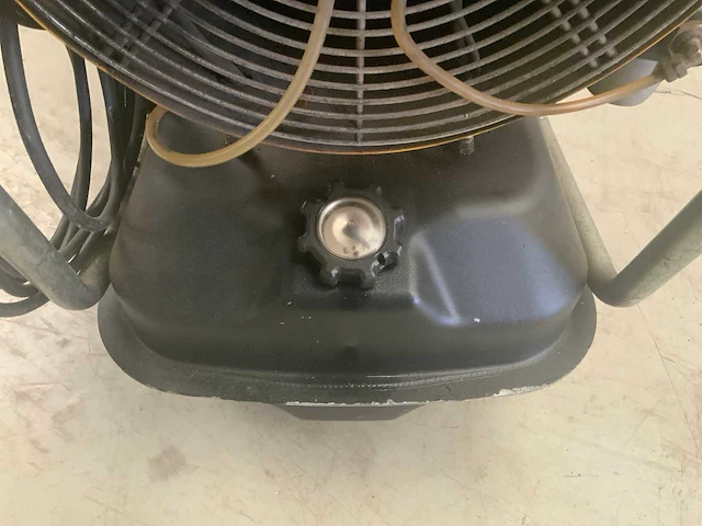 2006 master bv 110e indirecte diesel heater - afbeelding 8 van  10