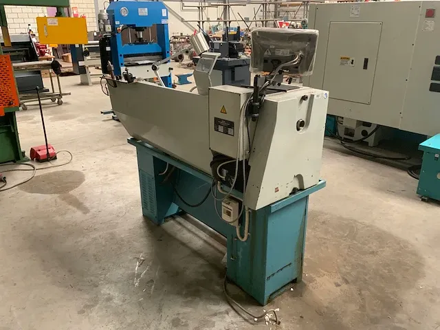 2006 maxx 910sw universele draaibank - afbeelding 12 van  17