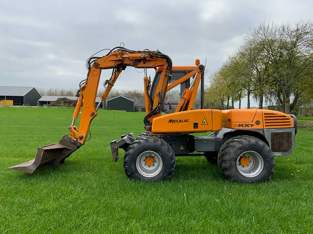 2006 mecalac 12 mxt s banden graafmachine - afbeelding 66 van  67