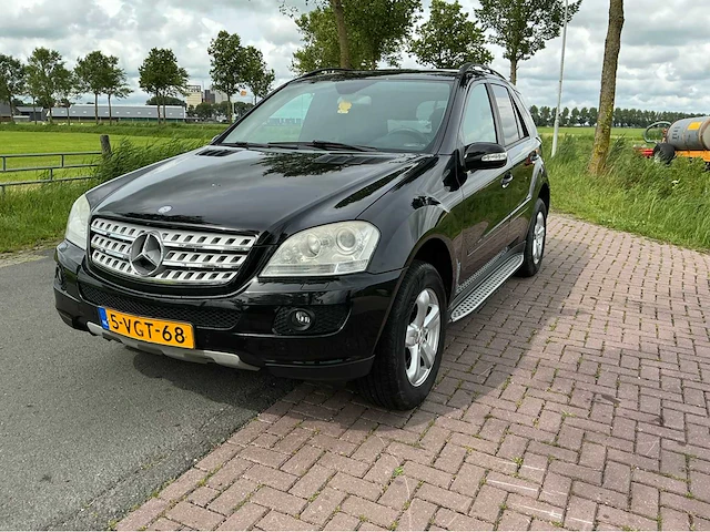 2006 mercedes-benz m-klasse 280 cdi bedrijfswagen - afbeelding 1 van  26